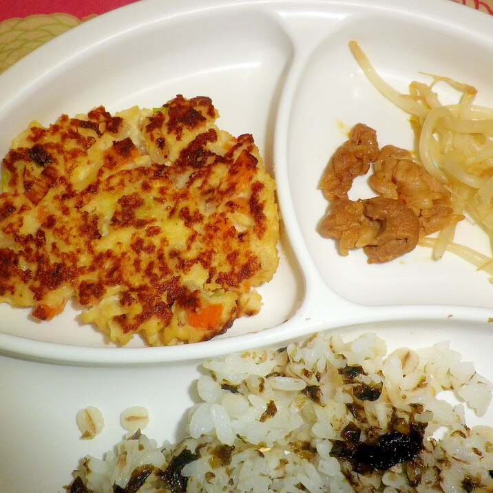 幼児食 鶏ひき肉と豆腐と野菜のハンバーグ レシピ 作り方 By Kirin0218 楽天レシピ 幼児食 鶏ひき肉と豆腐と野菜のハンバーグ レシピ 作り方 By Kirin0218 楽天レシピ